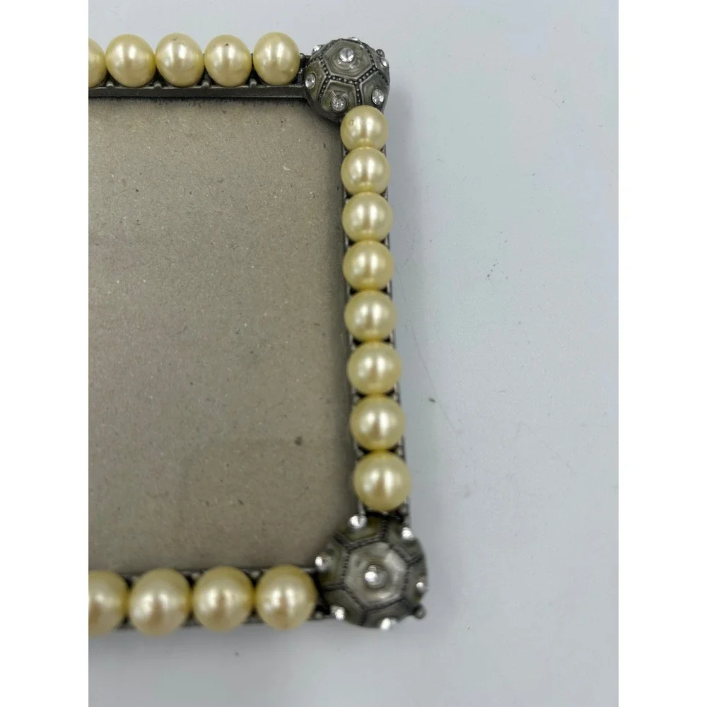 Vintage Style Faux Pearl and Rhinestone Metal Picture Frame 4x6 Tabletop Decor